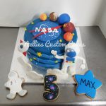 Astronauts planets planets cake - Nellie's Custom Cakes, Kansas City